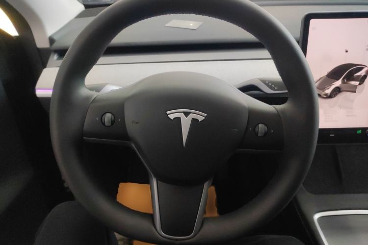 Used Tesla Model Y 2024 Rear-Wheel-Drive Version