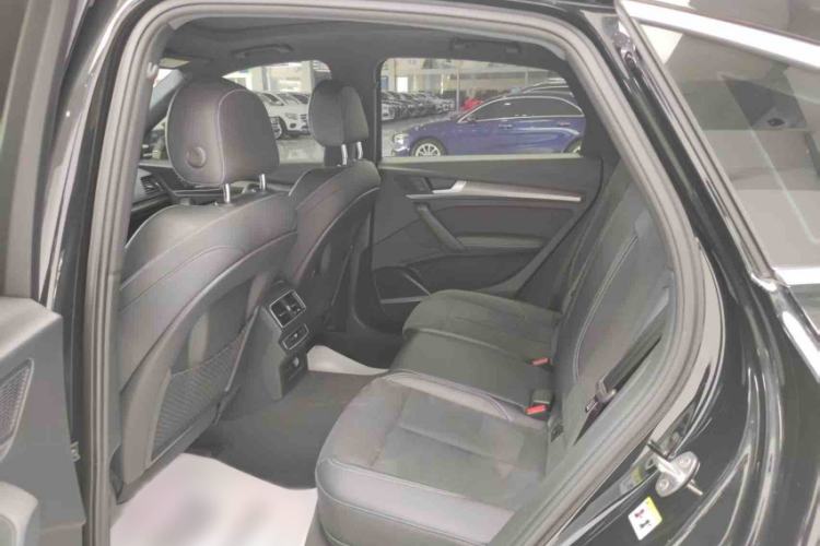 Used Audi Q5L Sportback 2022 45 TFSI Luxury Model Interior 2