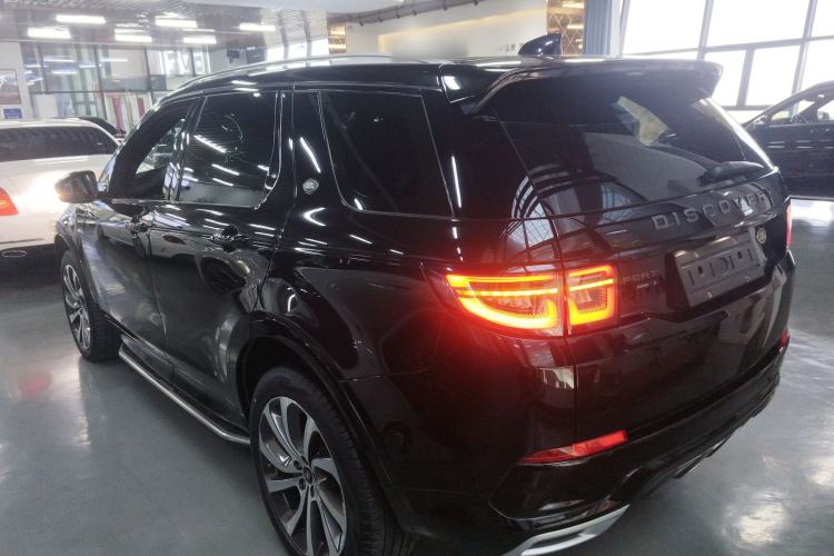 Used Land Rover Discovery Sport 2021 249 PS R-Dynamic S Performance Edition Rear Left 45 Deg