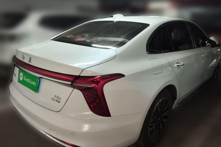 Used Hongqi H5 2025 2.0T Automatic Flag Edition – 500 000 Units Commemorative Version
