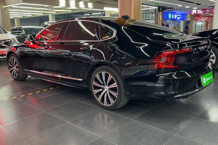 Used Volvo S90 New Energy 2021 T8 e-Drive Hybrid Luxury Edition