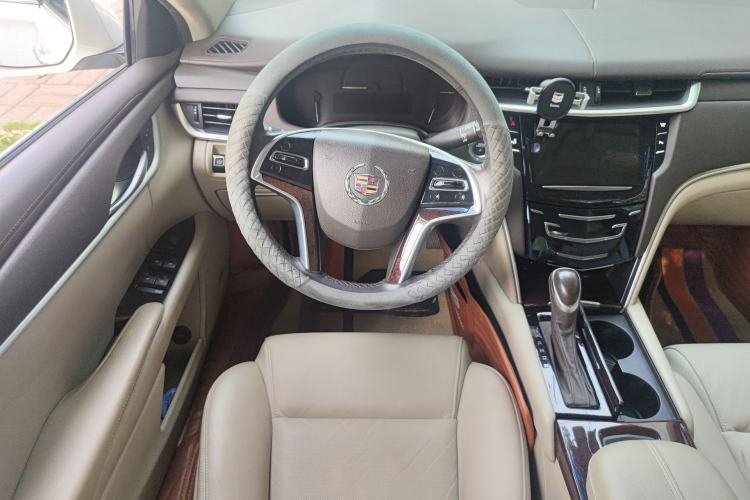 Used Cadillac XTS 2014 28T Elegant Version Steering Wheel