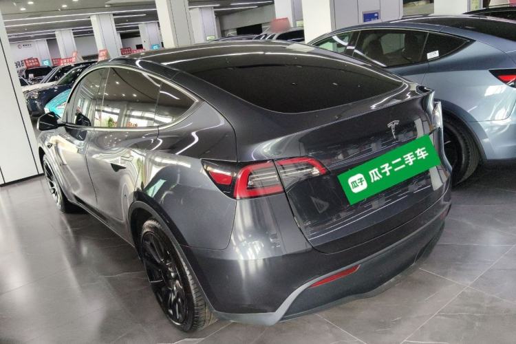 Used Tesla Model Y 2024 Rear-Wheel-Drive Version Rear Left 45 Deg