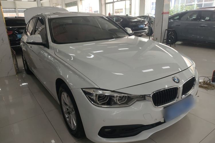 Used BMW 3 Series 2016 316i Fashion Model
