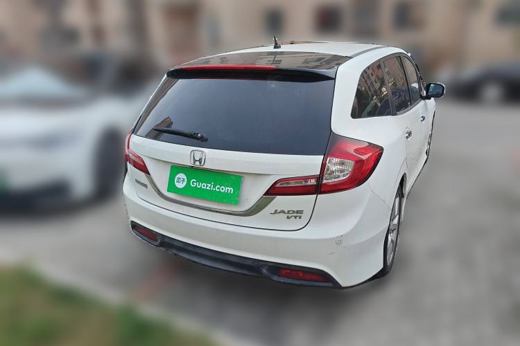 Used Honda Jade 2014 1.8L CVT Luxury Edition 5 seats