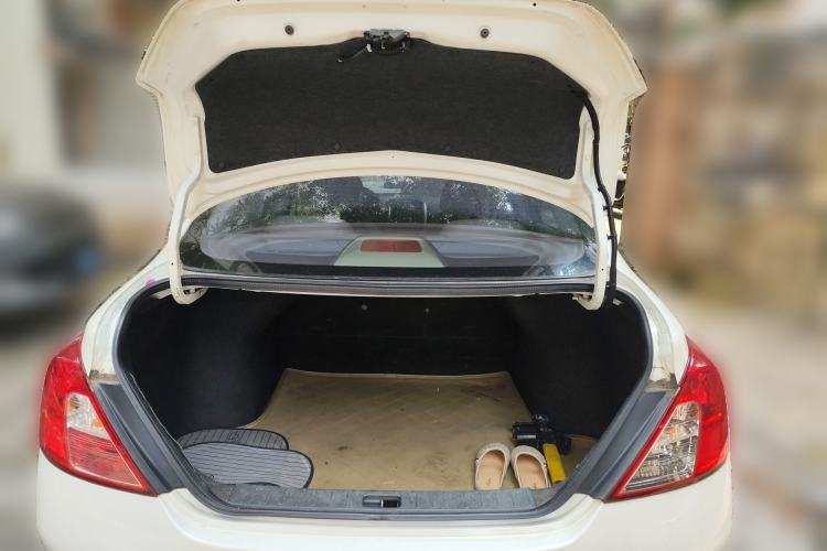 Used Nissan Sunny 2011 1.5XE CVT Comfort Edition Trunk