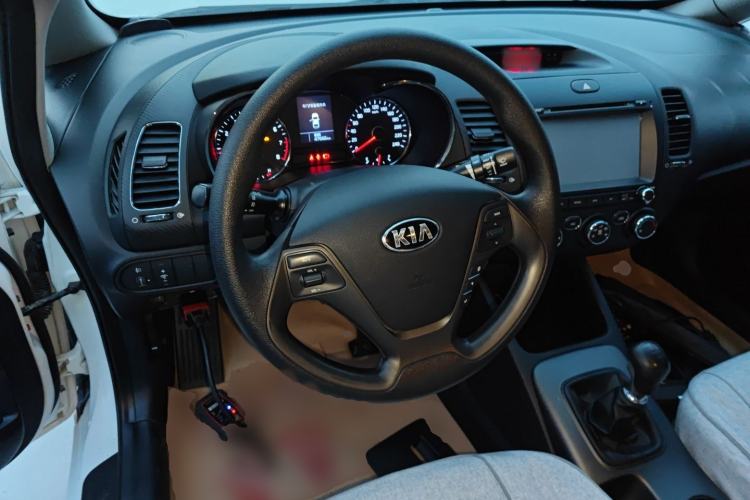 Used Kia K3 2015 1.6L Manual GL
