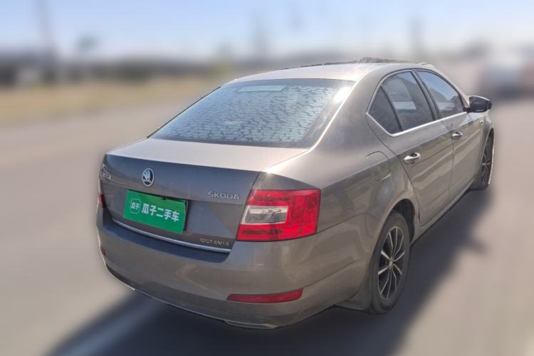 Used Skoda Octavia 2017 1.6L Automatic Smart Drive Edition