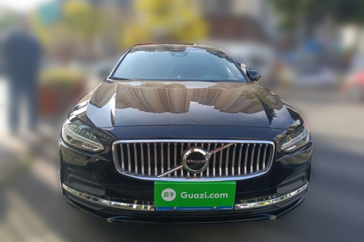 Used Volvo S90 2025 B5 Zhiyuan Luxury Edition
