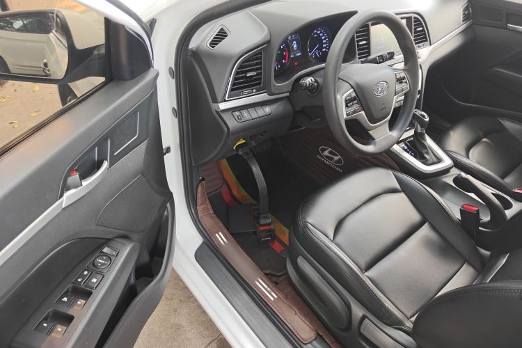 Used Hyundai Elantra (6th Generation / Lingdong) 2016 1.6L Automatic ZhiXuan – Elite Version Driver Seat