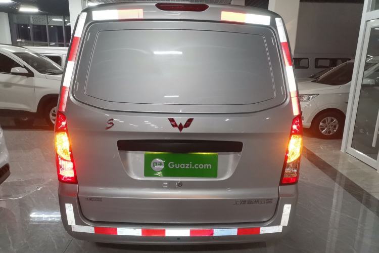 Used Wuling Rongguang S 2023 1.5L Basic Enclosed-Window Vehicle 2 Seats
