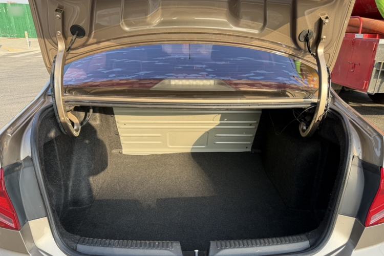 Used Volkswagen Jetta 2017 1.5L Automatic Fashion Model