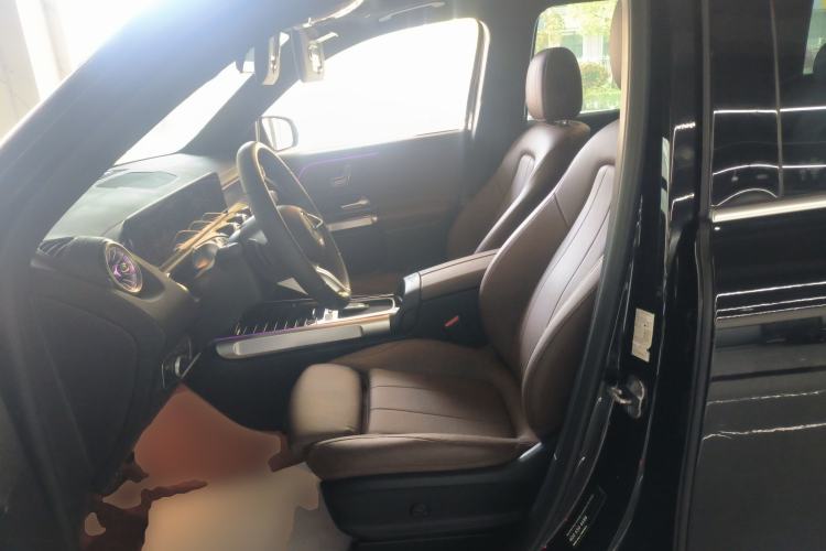 Used Mercedes-Benz GLB 2024 GLB 200 Dynamic Edition Left Front Seat