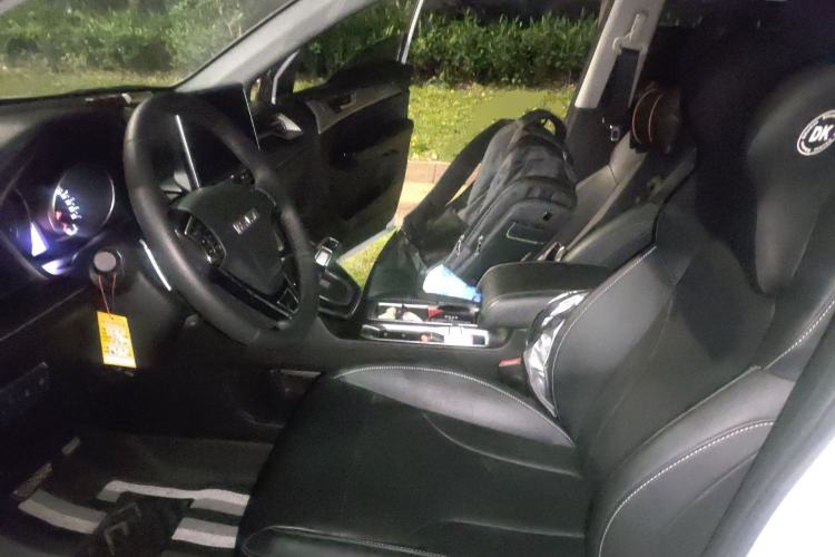 Used Haval M6 2021 PLUS 1.5T DCT Luxury Smart Connectivity Model
