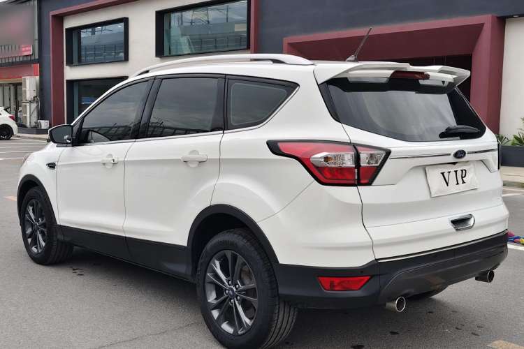 Used Ford Kuga 2019 EcoBoost 180 Two-Wheel-Drive Platinum Edition China VI Standard
