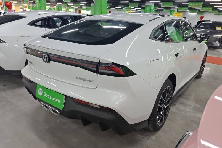 Used Changan UNI-V iDD 2024 Blue Whale Smart Electric iDD 136km Luxury Model