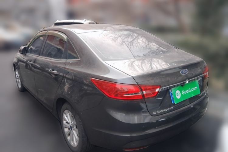 Used Ford Escort 2015 1.5L Automatic Fashion Model
