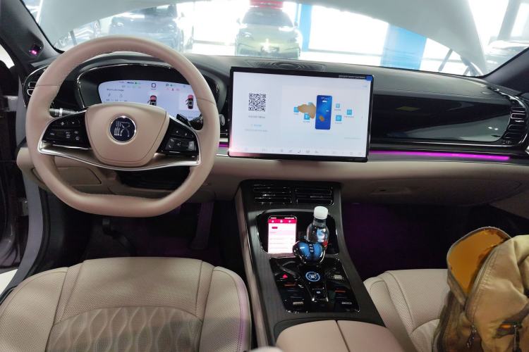 Used BYD Han 2025 DM-i Intelligent Driving Edition 125KM LiDAR Flagship Model