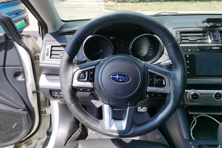 Used Subaru Outback 2016 2.5i Sport Navigation Edition Steering Wheel