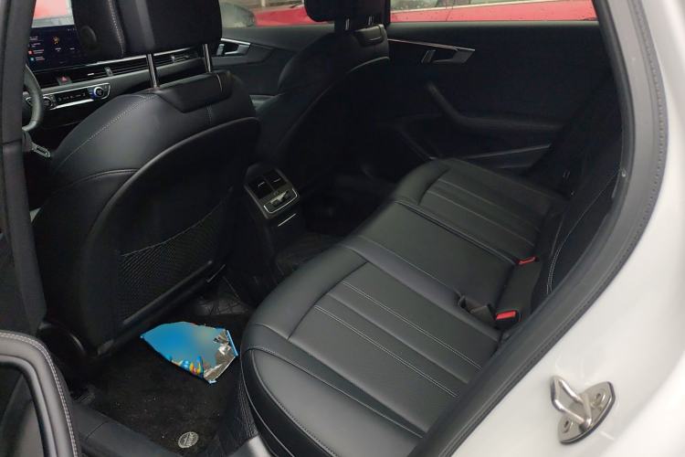 Used Audi A4L 2024 40 TFSI Luxury Dynamic Edition Left Rear Seat