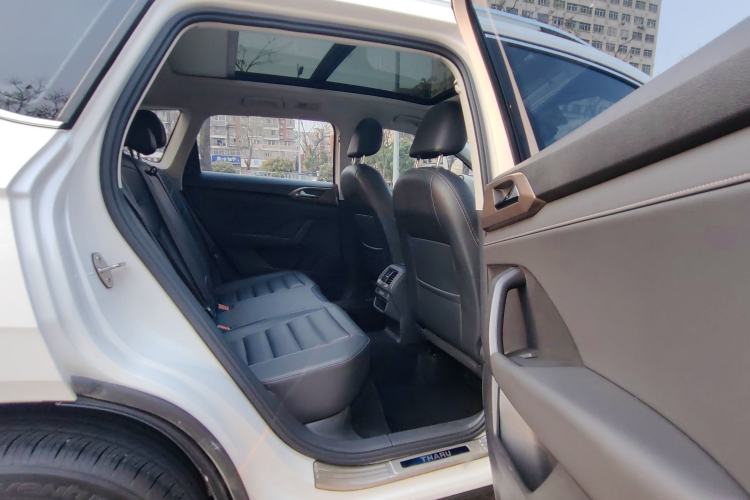 Used Volkswagen Tharu 2020 280TSI Two-Wheel Drive Comfort Edition China VI Standard Interior 4