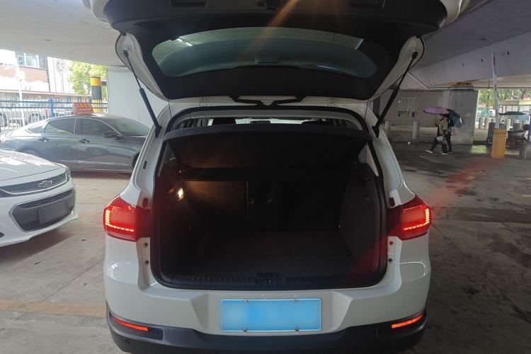 Used Volkswagen Tiguan 2016 280TSI Automatic Two-Wheel-Drive Silk Road Style Edition