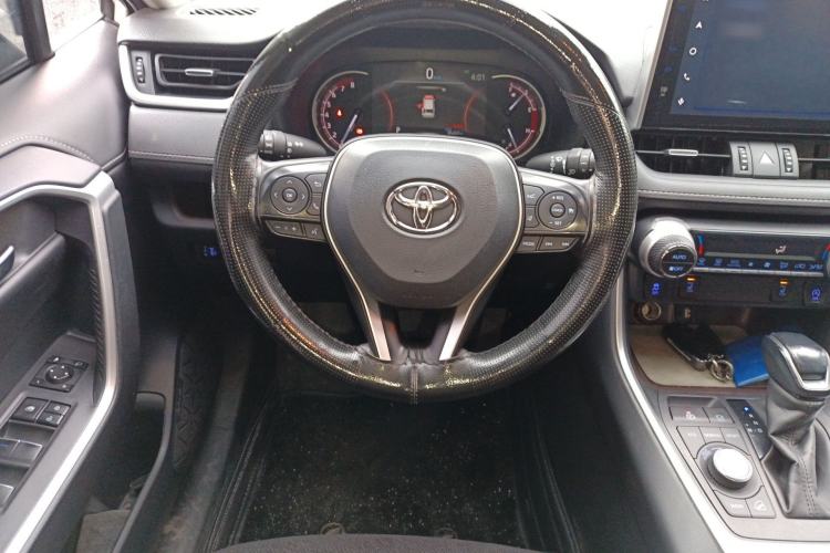 Used Toyota RAV4 2021 2.0L CVT Four-Wheel Drive Premium Edition