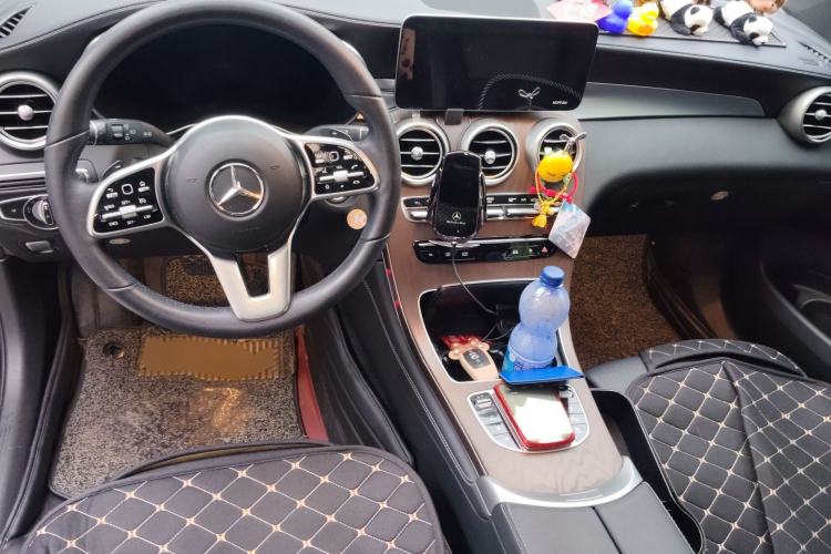 Used Mercedes-Benz GLC 2020 Facelift GLC 300 L 4MATIC Dynamic Edition Center Console