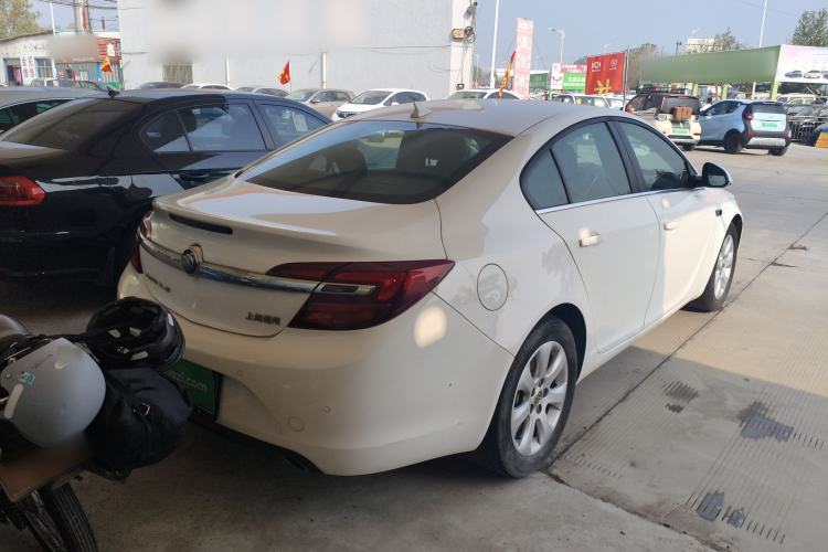 Used Buick Regal 2014 1.6T Fashionable Tech Edition Rear Right 45 Deg