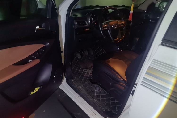 Used Foday Landfort 2015 1.9T Diesel Two-Wheel Drive Standard Edition 7 Seats
