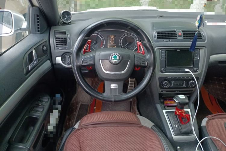 Used Skoda Octavia 2010 2.0 TSI RS Steering Wheel