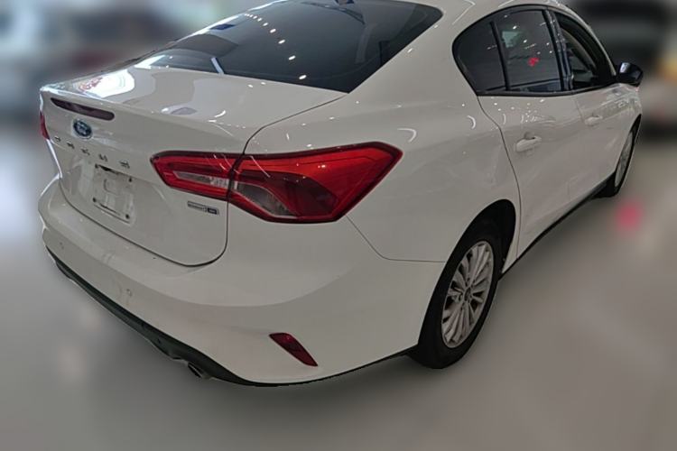 Used Ford Focus 2019 Sedan EcoBoost 180 Automatic Trend Edition