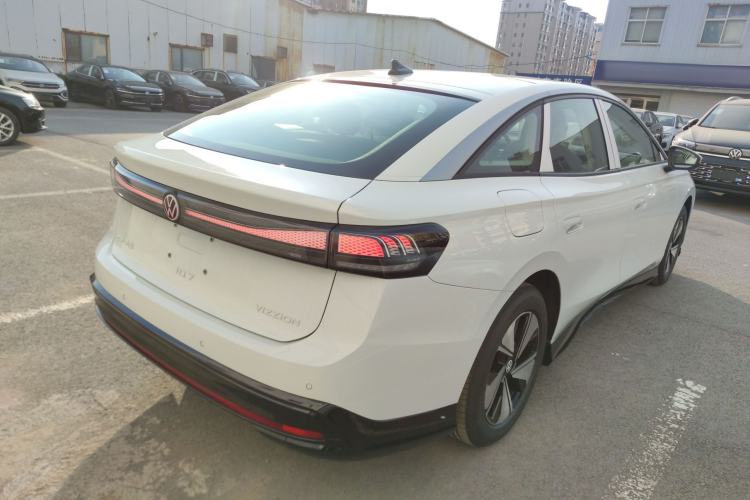 Used Volkswagen ID.7 VIZZION 2024 AIR model
