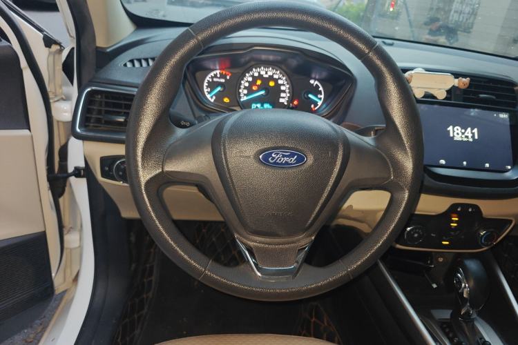 Used Ford Escort 2017 Revised Version 1.5L Automatic Comfort Edition Steering Wheel