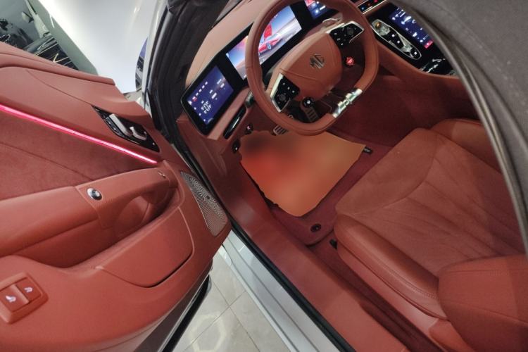 Used MG Cyberster 2024 520 km Legendary All-Wheel-Drive Version