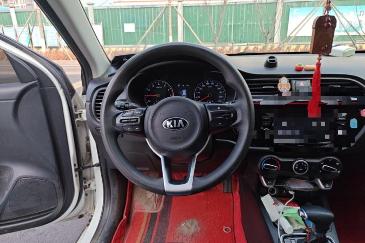 Used Kia KX Cross 2017 1.4L AT GLS