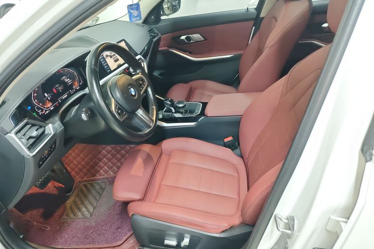Used BMW 3 Series 2022 320Li M Sport Package Left Front Seat