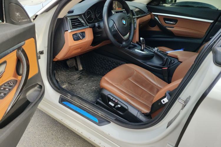 Used BMW 3 Series GT 2014 320i Design Package Model
