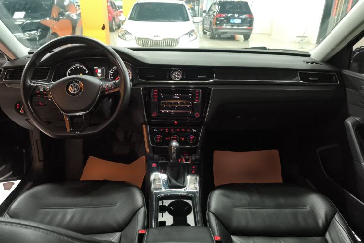 Used Volkswagen Passat 2017 330TSI DSG Prestige Edition
