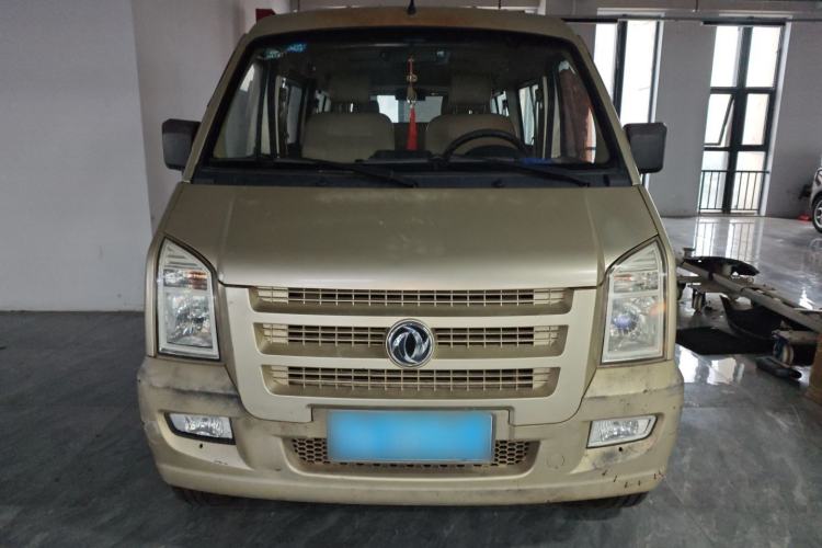 Used Dongfeng Xiaokang C37 2012 1.4L Standard Edition DK13-06
