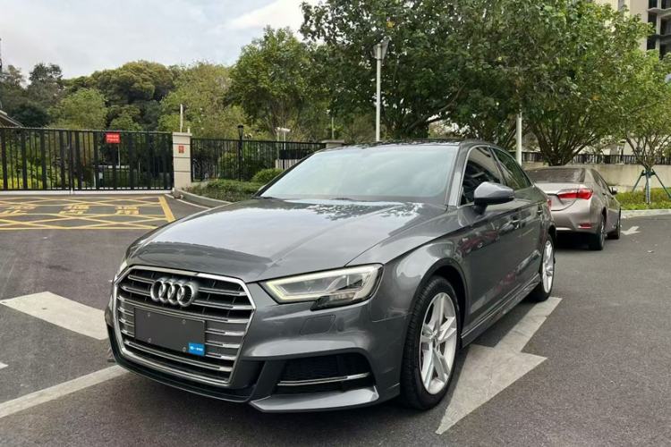 Used Audi A3 2020 Limousine 35 TFSI Fashion Edition China VI Emission Standard
