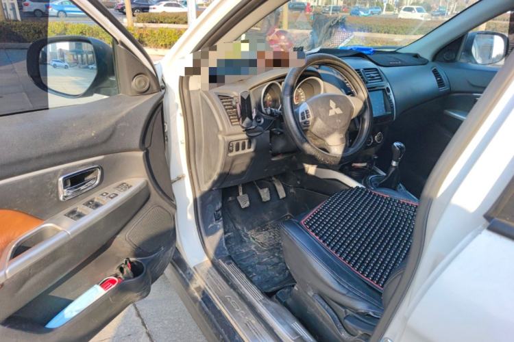 Used Mitsubishi ASX 2013 2.0L Manual Two-Wheel Drive Comfort Edition