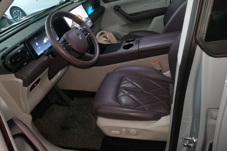 Used Leapmotor C11 2024 All-Electric 580 Luxury Edition
