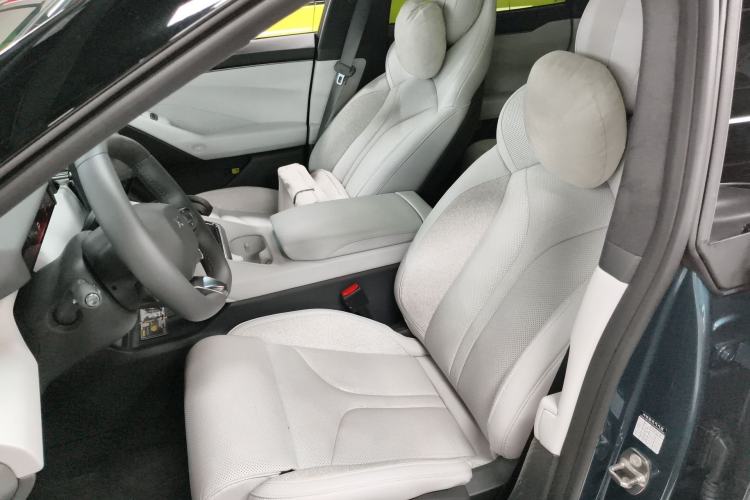 Used XPeng P7 2025 Model—750 All-Wheel-Drive High-Performance Ultra