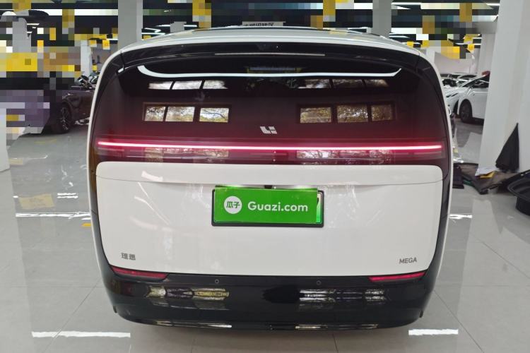 Used Li Auto MEGA 2025 Home Family Special Edition