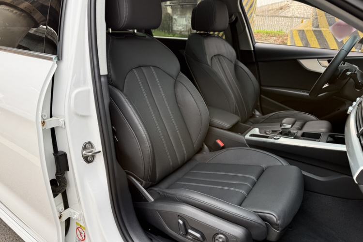 Used Audi A4L 2020 40 TFSI Fashion Dynamic Model
