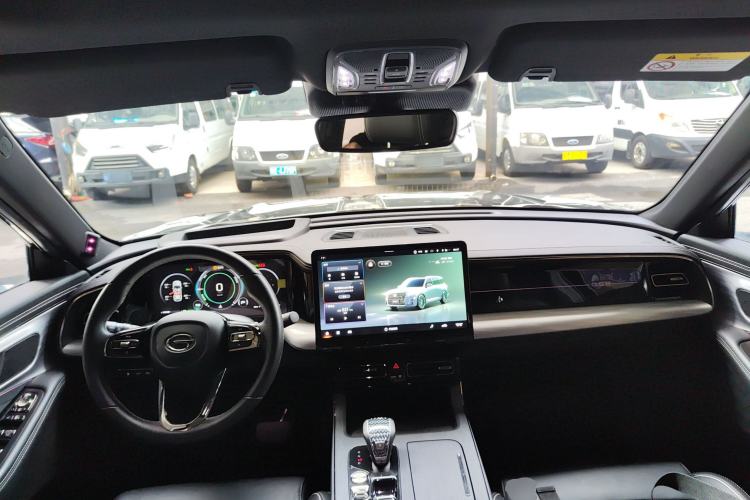 Used GAC Trumpchi GS8 2022 Dual-Engine Series 2.0TM Two-Wheel Drive Prestige Edition (7 Seats)
