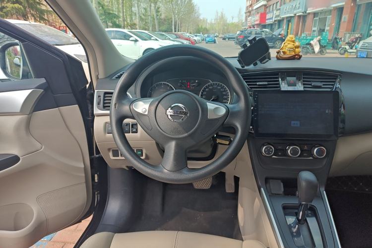 Used Nissan Sylphy 2016 1.6XE CVT Comfort Edition Steering Wheel