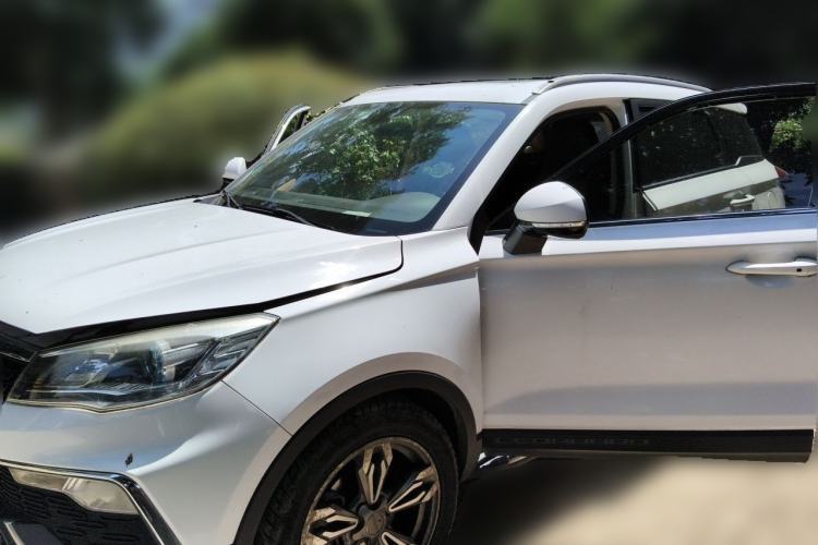 Used Leopaard CS9 2018 1.5T Manual Jingku Model Guazi used car, China used car export, Used car for sale, Used  cars, Cheapest cars for sale
