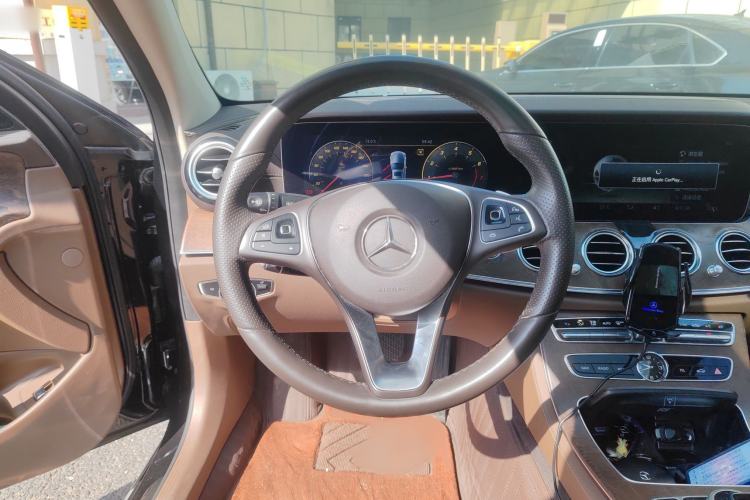 Used Mercedes-Benz E-Class 2018 Facelift E 300 L Luxury Edition
